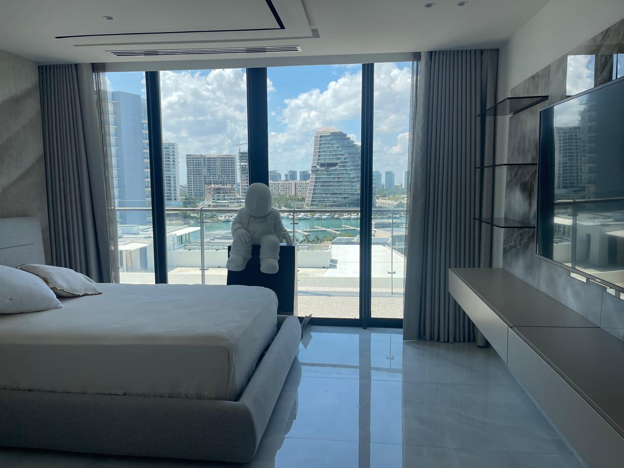 Galeria Hotel SLS